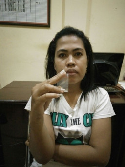 Nyabu Sendiri di Kamar, Wanita Ini di Grebek Petugas.