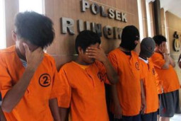 Adu Pintar BD Narkoba VS Polisi