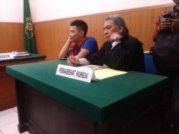 Kuras Deposito Mantan Istri, Franky Louren di Tuntut 2,6 Tahun
