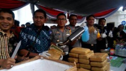 Kasat Reskoba, Reskrim, Sabhara, Lantas dan Kasat Intelkam Gelar Ungkap Kasus di Depan Kapolres.