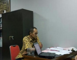 Budi Witjaksono (45) Kepala UPTD Pasar Kembang Terjerat Kasus Korupsi.