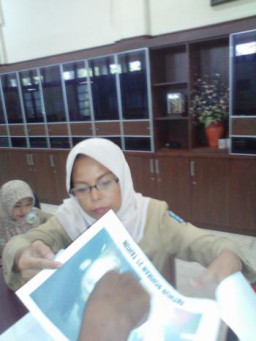 Terkait Arogansi Satpol PP, Santika Tekan Walikota Surabaya Reformasi Penegak Perda. 
