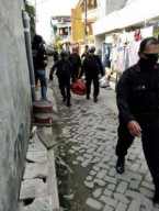 Tiga Terduga Teroris Surabaya di Gulung Densus 88