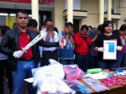 Pengusaha Rental PS, Jadi Inisiator Pesta Gay