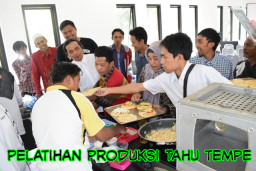 Tingkatkan Kualitas SDM Pelaku IKM, Diskoperindag Latih 45 Orang Menuju Argoindustri.