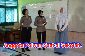 Jelang HUT Polwan ke 69, Sejumlah Polwan Lakukan Sosialisasi ke Sekolah-Sekolah.