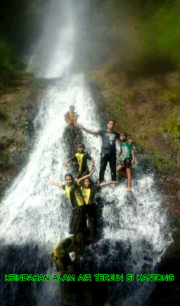 Air Terjun Si Kantong Desa Kupang, Destinasi Wisata yang Baru Ditemukan Warga.