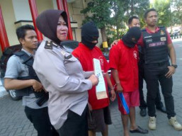 Gadaikan Mobil Rental Wahyu Ponco Agung di SEL