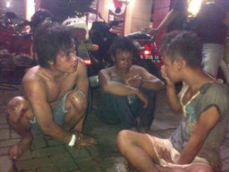 Tiga Jambret Tertangkap di Hajar Warga, Kini di Tahan Polsek Tambaksari