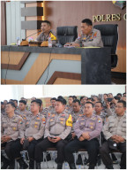 Bhabinkamtibmas Polres Gresik Berikan Pesan Pemilu Damai 2024 kepada Warga