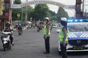 Srikandi Giri: Terobosan Gemilang Kasat Lantas Polres Gresik dalam Merajut Keamanan dan Kenyamanan Lalu Lintas