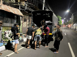 Jaga Kondusifitas di Bulan Ramadhan, Satsamapta Polres Gresik Gelar "Pasar Ta'jil"