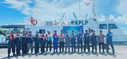 Gelar Patroli Laut Gabungan Jaga Harkamtibmas di Perairan Gresik Aman Kondusif