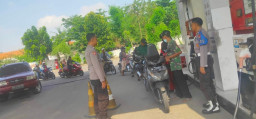 Polisi Patroli dan Cek Stok BBM di SPBU, Upaya Menjaga Ketersediaan dan Keamanan