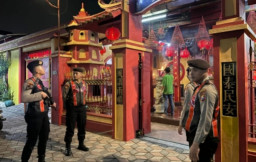 Polres Gresik Menjaga Keamanan dan Ketertiban Selama Hari Raya Waisak 2568