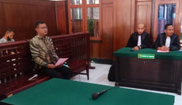 Karyawan RSUD Dr. Soetomo Tampar Istrinya hingga Robek dan Berdarah, Dedy Kurniawan Dituntut 2 Bulan Bui