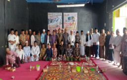 Travel Umroh PT. Al - Azizah di Sampang Resmi Dibuka, Ketua Pengurus Pusat Sampaikan 5 Langkah Pasti dalam Memilih PPIU