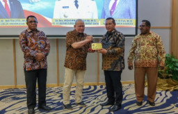 Bertemu dengan Forkopimda Se-Papua Barat Daya, LaNyalla Ajak Jaga Filosofi Tiga Tungku