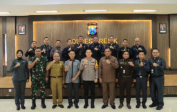 Polres Gresik Sambut Peserta Didik Sespimmen Polri Dikreg ke-64/2024 di Gresik