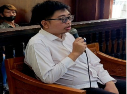 Marketing PT. ETM Gelapkan Uang Tagihan Ratusan Juta Rupiah, Yulius Kurniawan Dituntut 30 Bulan Bui