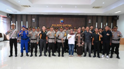 Kapolres Gresik AKBP Arief Kurniawan Kukuhkan Komite Olahraga Polri di Mapolres Gresik