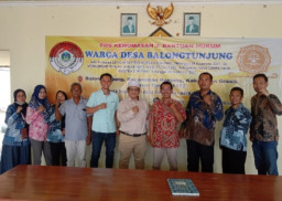 Pemdes Balongtunjung Gresik dan LBH Cakram Jalin Kemitraan Kehumasan dan Bantuan Hukum Gratis dengan Target Zero Crime
