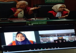 Gelapkan Uang 19 Jama'ah Umroh CV Sono Kembang Sebesar Rp458,7 Juta, Dewi Rosalina Dituntut 3 Tahun Bui