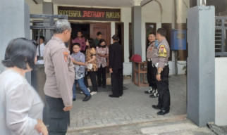 Polres Gresik Jaga Kondusivitas, Amankan Ibadah Minggu di Gereja
