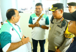 Kapolres Gresik Pimpin Langsung Pengamanan Pertandingan Liga 2 Gresik United vs Persibo Bojonegoro