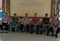 Polsek Driyorejo Pastikan Pengamanan Malam Tahun Baru 2025 Berjalan Aman dan Kondusif