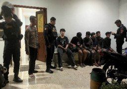 Enam Anggota Gangster Di Driyorejo Berhasil Diamankan Raimas Kalamunyeng Sat Samapta Polres Gresik