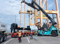 TPS Support Ekspor Locomotive Platform INKA ke Australia