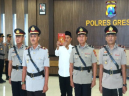 Kapolres Gresik Pimpin Serah Terima Jabatan Kapolsek Dukun dan Kapolsek Kedamean Polres Gresik