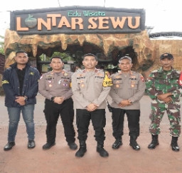 Tingkatkan Keamanan Pengunjung, Polres Gresik Pantau Wisata Lontar Sewu