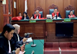 Terbukti Bersalah Main Judol Togel Hongkonglotto, Deny Yulianto Dihukum 14 Bulan Penjara