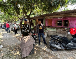 Respon Aduan Warga, Polres Gresik Grebek Lokasi Diduga Perjudian Sabung Ayam di Gresik