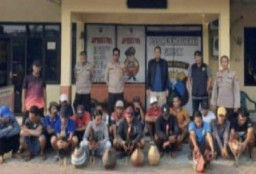 Meresahkan Warga, Judi Sabung Ayam di Gerebek Polisi, 17 Orang Diamankan