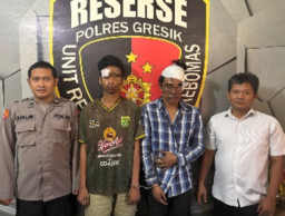 Gagal Curi Motor, Dua Pemuda Surabaya Bonyok Dihajar Massa