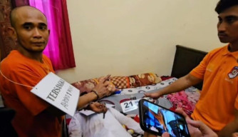 Polisi Gelar Rekonstruksi Perampokan dan Pembunuhan Istri Pengusaha di Gresik