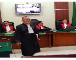 Pasutri Didakwa Hina Lembaga Peradilan, Usai 49 Kali Sidang, Jaksa Tuntut 3 Bulan, Denda Rp1 Juta  ‎