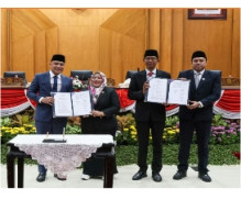 Pemkot dan DPRD Surabaya Sepakati KUA-PPAS APBD 2025  ‎