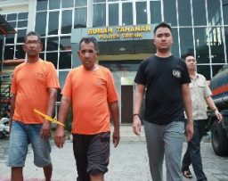 Polres Gresik Berhasil Mengungkap Penipuan Modus Tawari Kerja Potong Rumput