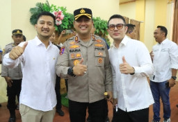 Menko Pangan Tinjau Sekolah hingga Kampung Bandeng di Gresik, Kapolres Pastikan Kenyamanan dan Keamanan