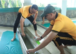 Dukung Program ASRI Presiden Prabowo, Kapolres Gresik Pimpin Aksi Bersih Masjid Agung