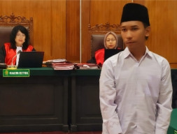 Pendemo Anarkis Rusak Fasilitas Negara Gedung Grahadi, Achmad Rivaldo Dihukum 5 Bulan 15 Hari Penjara
