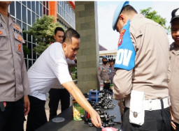 Pastikan Kesiapan Pengamanan Mudik 2026, Polres Gresik Sidak Senjata Api Personel