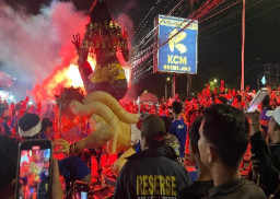 Pawai Ogoh-ogoh di Menganti Gresik Lancar dan Meriah, Kapolres Gresik Apresiasi Semua Pihak