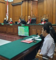 Soal Penganiayaan Keterangan Saksi Banyak Tak Sesuai BAP, Terdakwa Klaim Tak Sadar Gunakan Parang Karena Gangguan Mata
