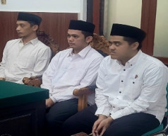 Tipu Daya Kencan Online Berujung Fortuner Dijual Rp50 Juta, Tiga Terdakwa Saling Lempar Peran di Persidangan