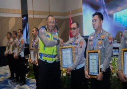 Polres Gresik Raih Juara 1 Video Rampcheck Terbaik se-Jatim, Bukti Keseriusan Tekan Angka Kecelakaan  ‎